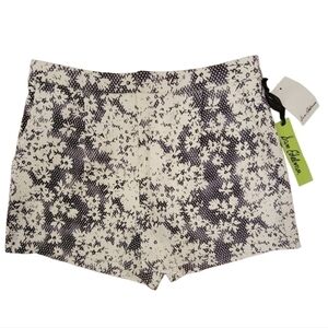 Sam Edleman Daisy Shorts Size 4